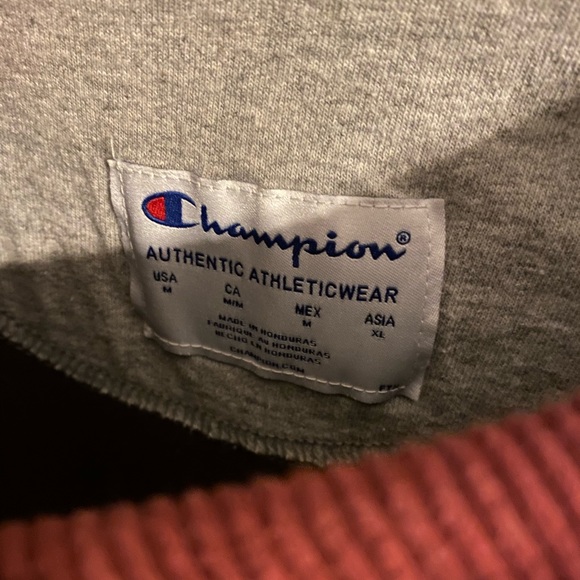 Champion Sweater Maroon - Picture 2 of 2